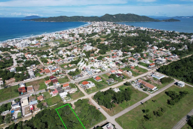Imagem Terreno à Venda, 1.300 m² em Mariscal - Bombinhas Imagem Terreno à Venda, 1.300 m² em Mariscal - Bombinhas