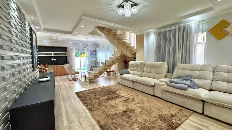 Imagem Casa com 4 Quartos à Venda, 360 m² em Santana De Parnaíba
