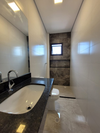 Imagem Sobrado com 3 Quartos à Venda, 200 m² em Villas Do Jaguari - Santana De Parnaíba