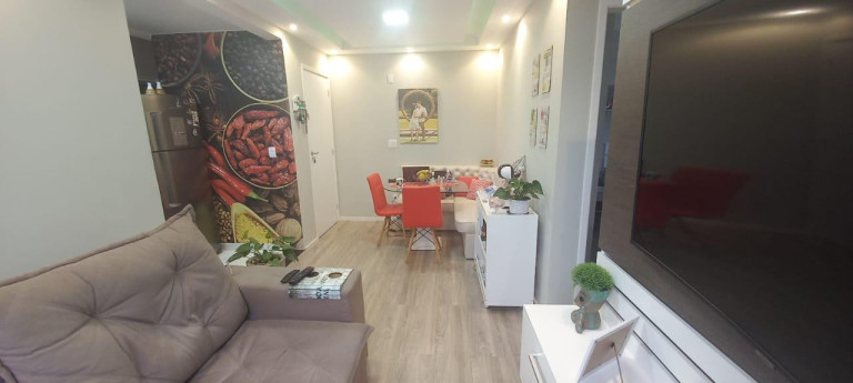 Imagem Imóvel com 2 Quartos à Venda, 48 m² Imagem Imóvel com 2 Quartos à Venda, 48 m²