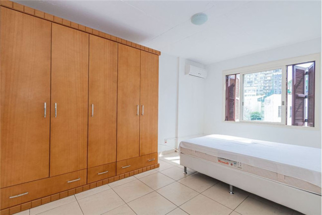 Imagem Apartamento com 2 Quartos à Venda, 78 m² em Centro Histórico - Porto Alegre