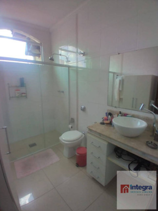 Imagem Casa com 4 Quartos à Venda, 205 m² em Vila Camargo - Limeira Imagem Casa com 4 Quartos à Venda, 205 m² em Vila Camargo - Limeira