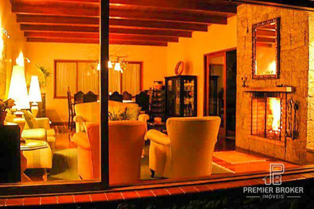 Imagem Casa com 4 Quartos à Venda, 400 m² em Parque Do Imbui - Teresópolis