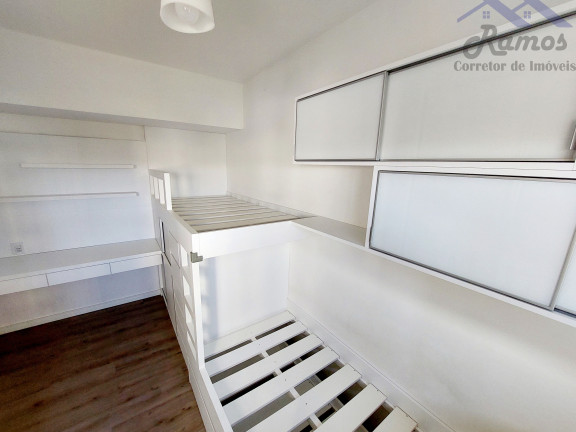 Imagem Imóvel com 2 Quartos à Venda, 72 m² em Glória - Porto Alegre Imagem Imóvel com 2 Quartos à Venda, 72 m² em Glória - Porto Alegre