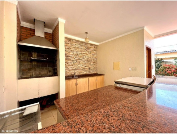 Imagem Apartamento com 3 Quartos à Venda, 180 m² em Pedrinhas - Porto Velho Imagem Apartamento com 3 Quartos à Venda, 180 m² em Pedrinhas - Porto Velho