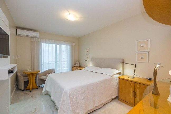 Imagem Apartamento com 3 Quartos à Venda, 277 m² em Agronômica - Florianópolis