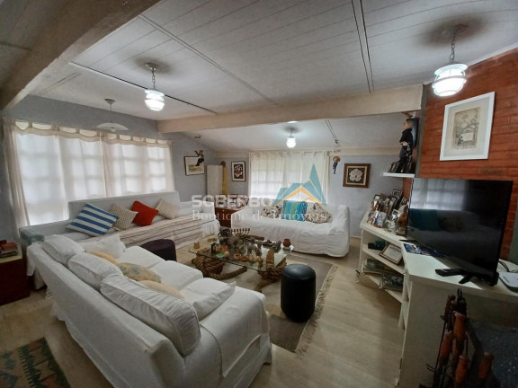 Imagem Casa com 4 Quartos à Venda, 11.733 m² em Albuquerque - Teresópolis Imagem Casa com 4 Quartos à Venda, 11.733 m² em Albuquerque - Teresópolis