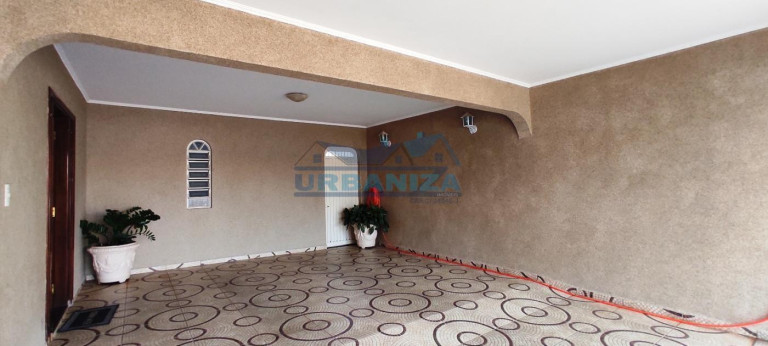 Imagem Casa com 3 Quartos à Venda, 216 m² em Jardim Icaray - Birigui