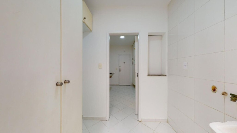 Imagem Imóvel com 2 Quartos à Venda, 79 m² em Lagoa - Rio De Janeiro Imagem Imóvel com 2 Quartos à Venda, 79 m² em Lagoa - Rio De Janeiro