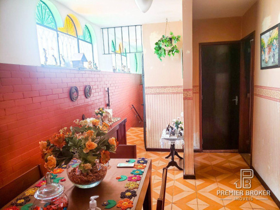 Imagem Casa com 3 Quartos à Venda, 140 m² em Vila Muqui - Teresópolis Imagem Casa com 3 Quartos à Venda, 140 m² em Vila Muqui - Teresópolis