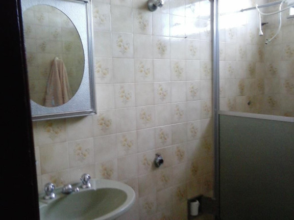 Imagem Casa com 6 Quartos à Venda, 237 m² em Centro - Pindamonhangaba