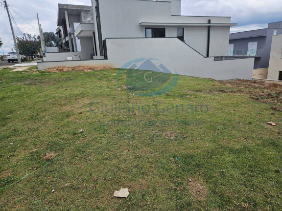 Terreno em Condomínio à Venda, 300 m² em Residencial Central Parque - Salto