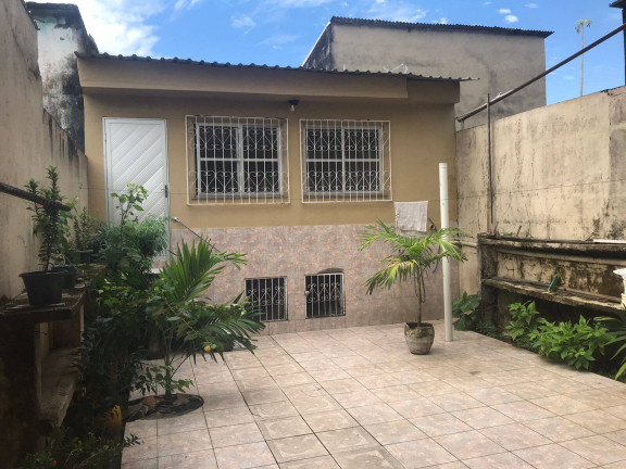 Imagem Casa com 4 Quartos à Venda, em São Raimundo - Manaus Imagem Casa com 4 Quartos à Venda, em São Raimundo - Manaus