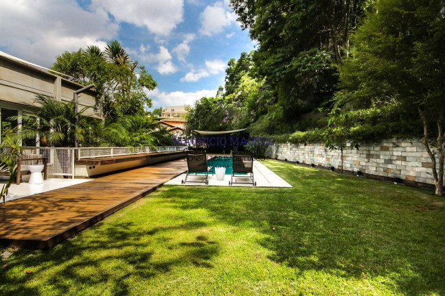 Imagem Casa com 4 Quartos à Venda, 1.350 m² em Residencial Tamboré - Barueri Imagem Casa com 4 Quartos à Venda, 1.350 m² em Residencial Tamboré - Barueri