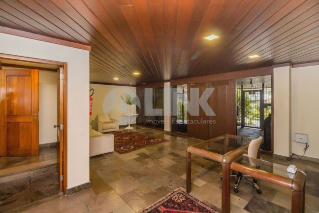 Imagem Imóvel com 3 Quartos à Venda, 317 m² em Bela Vista - Porto Alegre Imagem Imóvel com 3 Quartos à Venda, 317 m² em Bela Vista - Porto Alegre