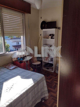 Imagem Apartamento com 2 Quartos à Venda, 67 m² em Teresópolis - Porto Alegre