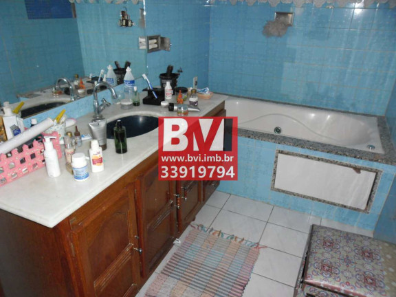 Imagem Casa com 3 Quartos à Venda, 150 m² em Vila Kosmos - Rio De Janeiro Imagem Casa com 3 Quartos à Venda, 150 m² em Vila Kosmos - Rio De Janeiro