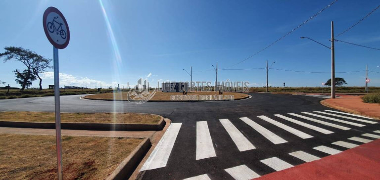 Imagem Terreno à Venda, 250 m² em Shopping Park - Uberlândia Imagem Terreno à Venda, 250 m² em Shopping Park - Uberlândia