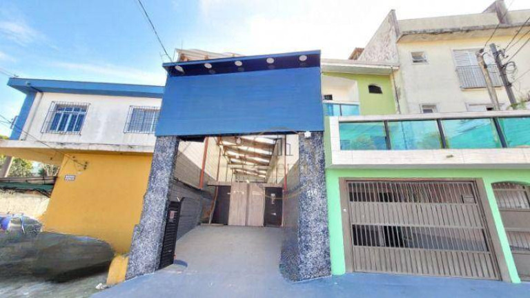 Galpão à Venda, 99 m² em Jardim Do Estádio - Santo André