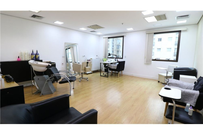 Sala Comercial à Venda, 31 m² em Vila Olímpia - São Paulo