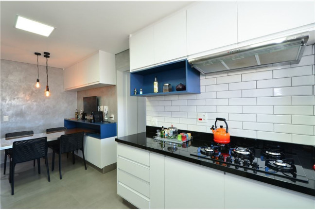 Imagem Imóvel com 3 Quartos à Venda, em Panamby - São Paulo Imagem Imóvel com 3 Quartos à Venda, em Panamby - São Paulo
