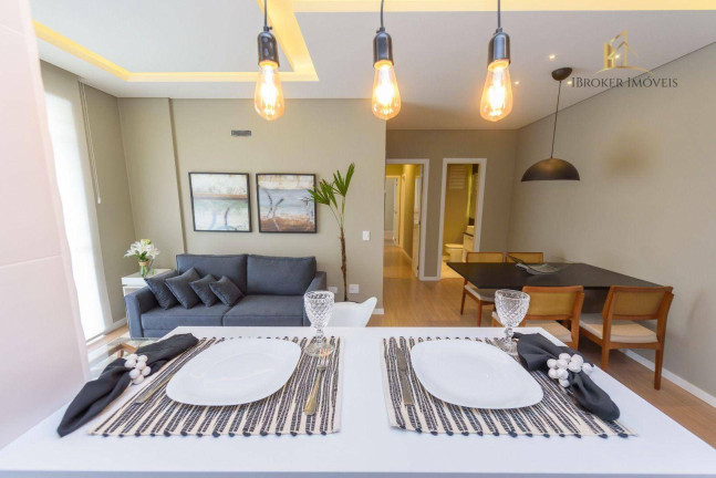 Imagem Apartamento com 3 Quartos à Venda, 77 m² em Mercês - Curitiba