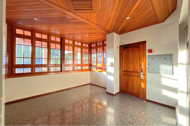 Imagem Cobertura com 1 Quarto à Venda, 111 m² em Cristal - Porto Alegre Imagem Cobertura com 1 Quarto à Venda, 111 m² em Cristal - Porto Alegre