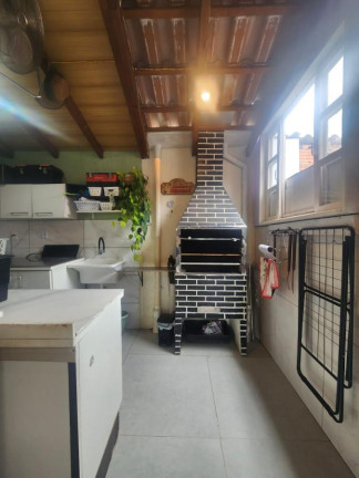 Imagem Casa com 2 Quartos à Venda, 60 m² em São João Do Rio Vermelho - Florianópolis