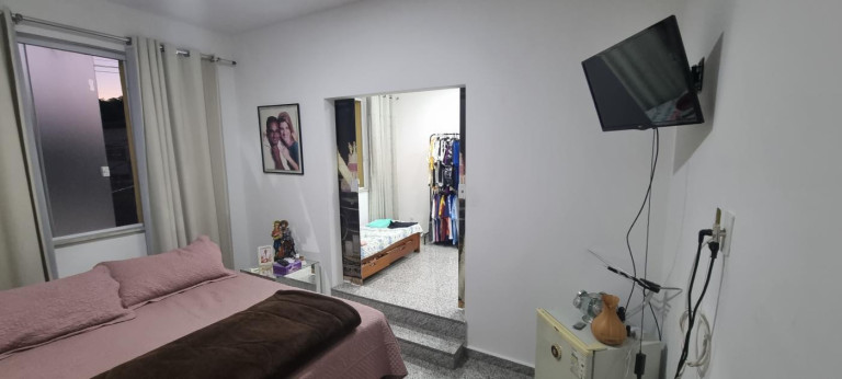 Imagem Casa com 4 Quartos à Venda, 107 m² em Ramos - Rio De Janeiro