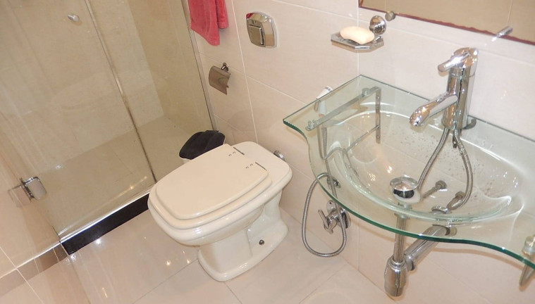 Imagem Apartamento com 3 Quartos à Venda, em Copacabana - Rio De Janeiro Imagem Apartamento com 3 Quartos à Venda, em Copacabana - Rio De Janeiro