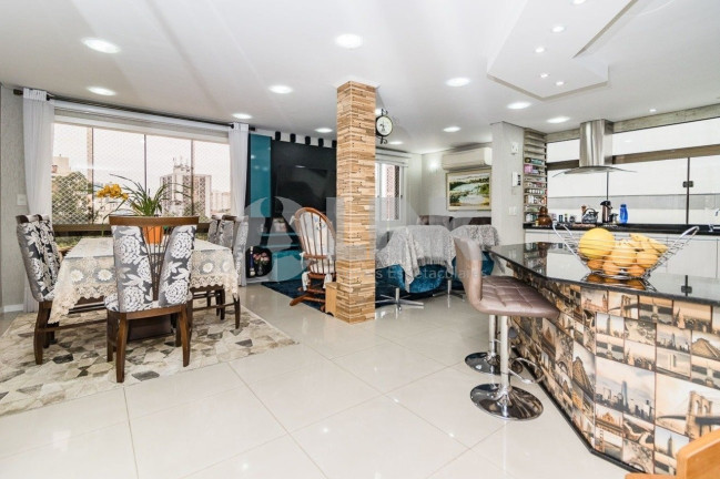 Imóvel com 3 Quartos à Venda, 211 m² em Jardim Lindóia - Porto Alegre