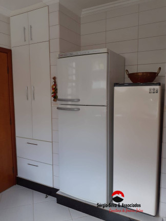 Imagem Chácara com 3 Quartos à Venda, 4 m² em Campos Do Jordão Imagem Chácara com 3 Quartos à Venda, 4 m² em Campos Do Jordão