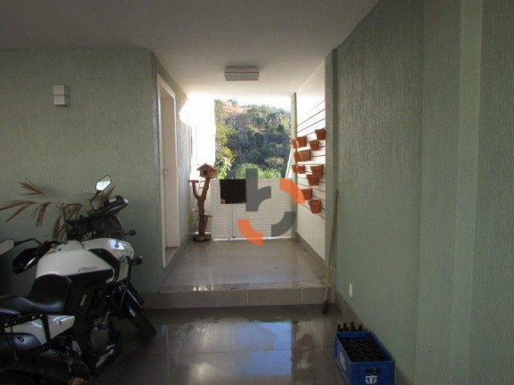 Imagem Casa com 5 Quartos à Venda, 400 m² em Luz - Nova Iguaçu
