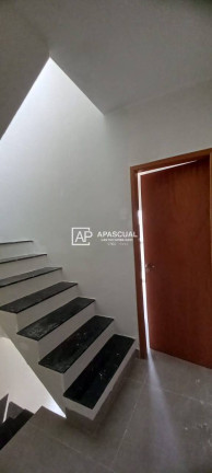 Casa com 3 Quartos à Venda, 191 m² em Massaguaçu - Caraguatatuba