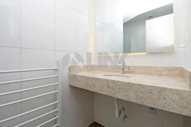Imagem Apartamento com 3 Quartos à Venda, 101 m² em Moinhos De Vento - Porto Alegre
