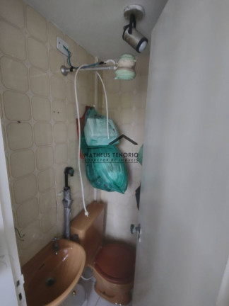 Imagem Apartamento com 2 Quartos à Venda, 85 m²