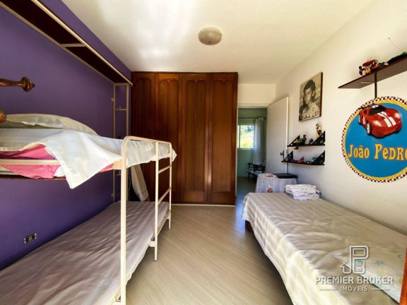 Imagem Casa com 4 Quartos à Venda, 213 m² em Iucas - Teresópolis