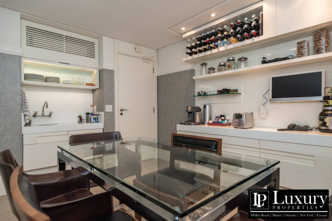 Imagem Apartamento com 3 Quartos à Venda, 341 m² em Jardim Paulista - São Paulo Imagem Apartamento com 3 Quartos à Venda, 341 m² em Jardim Paulista - São Paulo