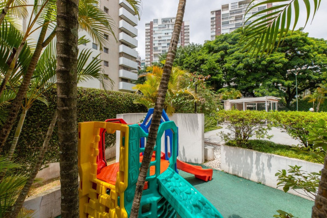 Imagem Imóvel com 3 Quartos à Venda, 177 m² em Vila Suzana - São Paulo Imagem Imóvel com 3 Quartos à Venda, 177 m² em Vila Suzana - São Paulo