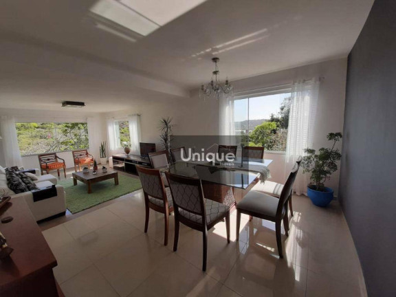 Imagem Casa com 5 Quartos à Venda, 230 m² em Ferradura - Armação Dos Búzios Imagem Casa com 5 Quartos à Venda, 230 m² em Ferradura - Armação Dos Búzios