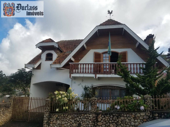 Sobrado com 3 Quartos à Venda, 206 m² em Campos Do Jordão