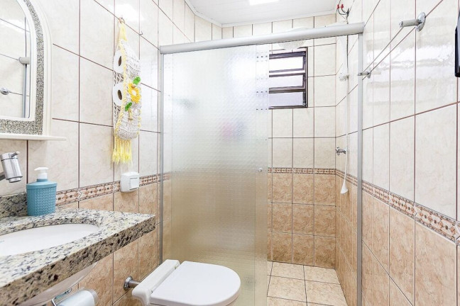 Imagem Casa com 3 Quartos à Venda, 231 m² em Vila Carmosina - São Paulo