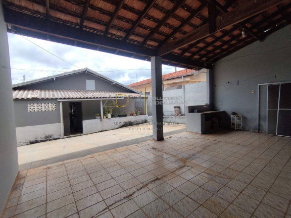 Imagem Casa com 3 Quartos à Venda, 362 m² em Vila Maria - Botucatu