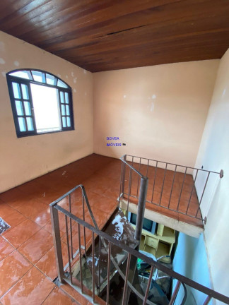 Imagem Sobrado com 2 Quartos à Venda, 50 m² em Pinheirinho - Curitiba