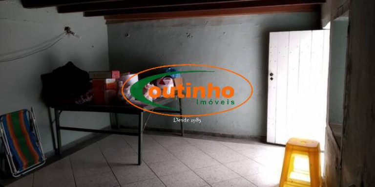 Imagem Casa com 3 Quartos à Venda, 226 m² em Vila Isabel - Rio De Janeiro Imagem Casa com 3 Quartos à Venda, 226 m² em Vila Isabel - Rio De Janeiro