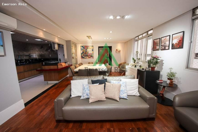 Imagem Casa com 3 Quartos à Venda, 135 m² em Jardim Paulista - São Paulo Imagem Casa com 3 Quartos à Venda, 135 m² em Jardim Paulista - São Paulo