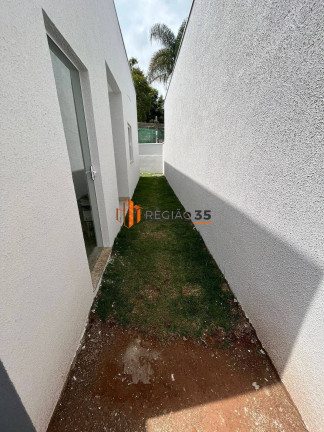 Imagem Casa com 2 Quartos à Venda, 53 m² em Chácaras Poços De Caldas - Poços De Caldas
