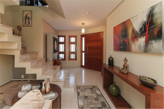 Imagem Casa com 3 Quartos à Venda, em Guarujá - Porto Alegre Imagem Casa com 3 Quartos à Venda, em Guarujá - Porto Alegre
