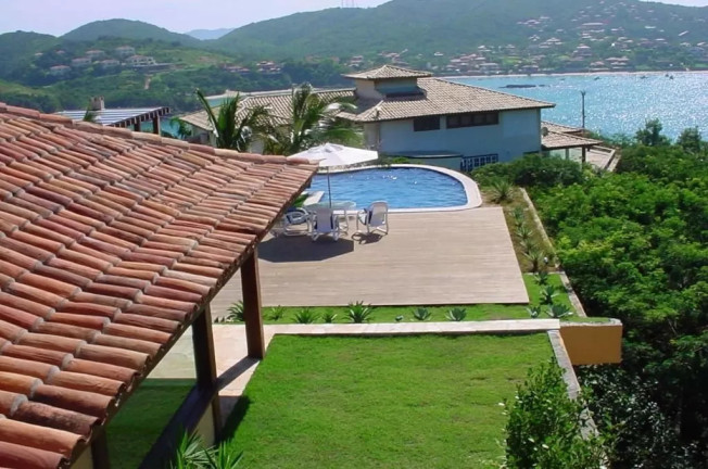 Imagem Casa com 5 Quartos à Venda, 350 m² em Ferradura - Armação Dos Búzios Imagem Casa com 5 Quartos à Venda, 350 m² em Ferradura - Armação Dos Búzios