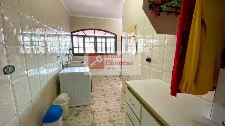 Imagem Sobrado com 3 Quartos à Venda, 316 m² em Parque Das Nações - Santo André